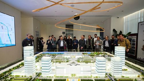 濟(jì)寧市文化交流協(xié)會攜手濟(jì)寧城投開展鳳凰網(wǎng)山東采風(fēng)創(chuàng)作活動(dòng)，深化文化合作與創(chuàng)新