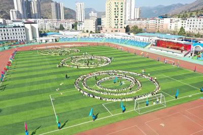 桐梓縣第一中學(xué)成功升類，貴州教育再添新篇章